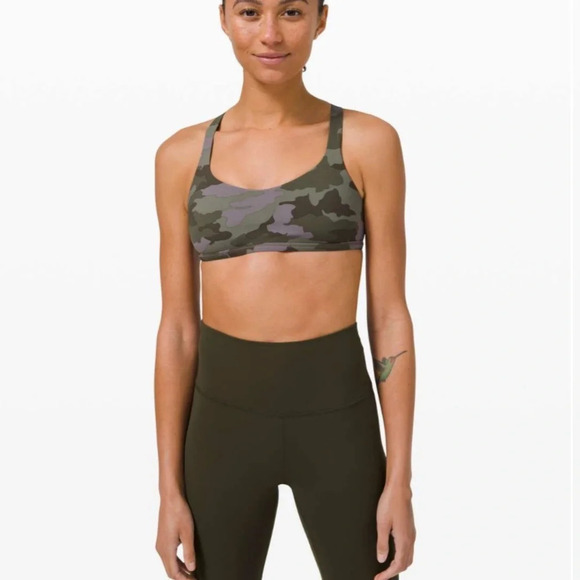 Lululemon Free to Be Bra
Wild *Light Support, A/B Cup - Heritage 365 Camo - Picture 3 of 8